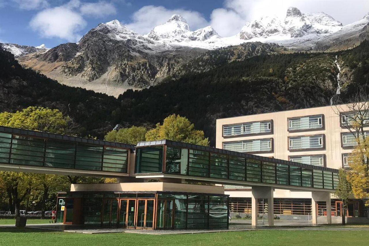 Hotel Continental Balneario De Panticosa Exterior photo
