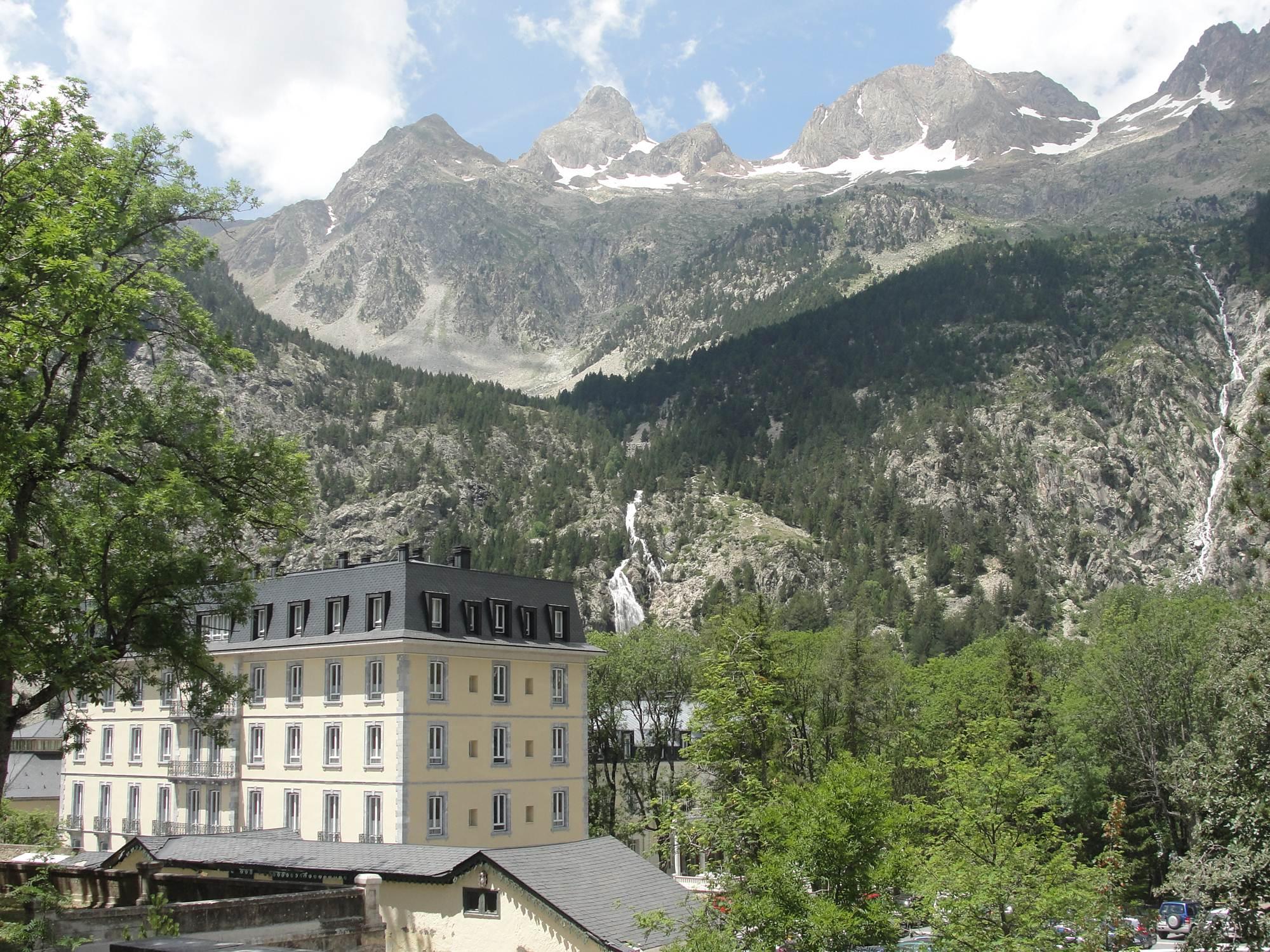 Hotel Continental Balneario De Panticosa Exterior photo