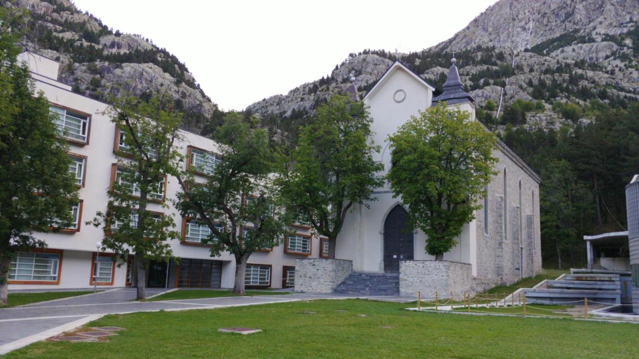 Hotel Continental Balneario De Panticosa Exterior photo